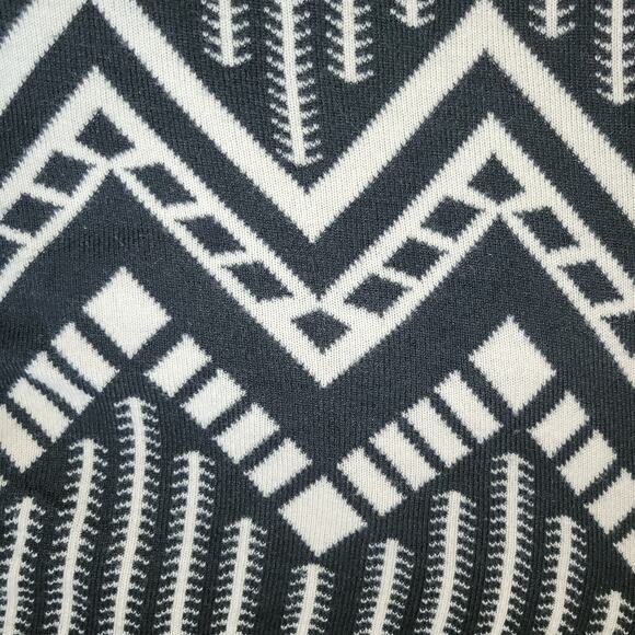 Express Hooded Poncho One Size Black White Aztec Boho Hippie Tribal Southwestern - Picture 3 of 8